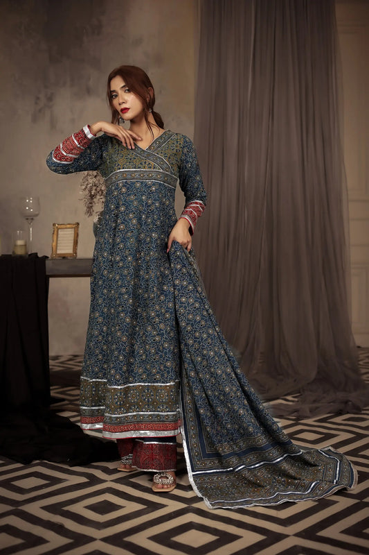 NoorJahan 3 pc Tailored Set - StudioTehseen